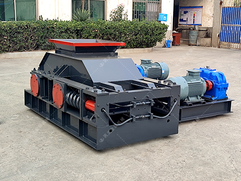 2PG800X600對輥破碎機(jī)發貨圖片_發(fā)往重慶_鵝卵(luǎn)石製砂 2PG800X600對輥破碎機發貨圖片_發(fā)往重慶_鵝卵石(shí)製砂