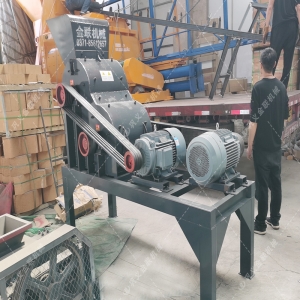 46小型雙級粉碎機發貨圖片_發（fā）往甘肅慶陽_破碎煤