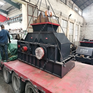 2PG1000X700連（lián）軸式對輥破碎機發貨圖片_發往廣東（dōng）湛江_玄武（wǔ）岩製砂