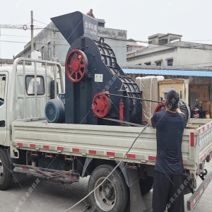 SCF600X600雙級（jí）粉碎機發貨圖片_發往山東濱州_破碎電石渣
