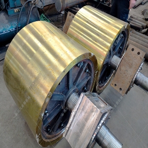 GS800X800對輥破碎機總成發貨圖片_發往安（ān）徽阜陽