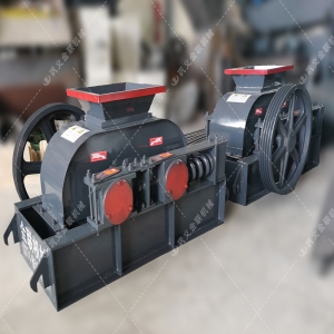 2PG250x250小型對輥破（pò）碎機發貨圖片_發往雲南瑞麗_實驗室用