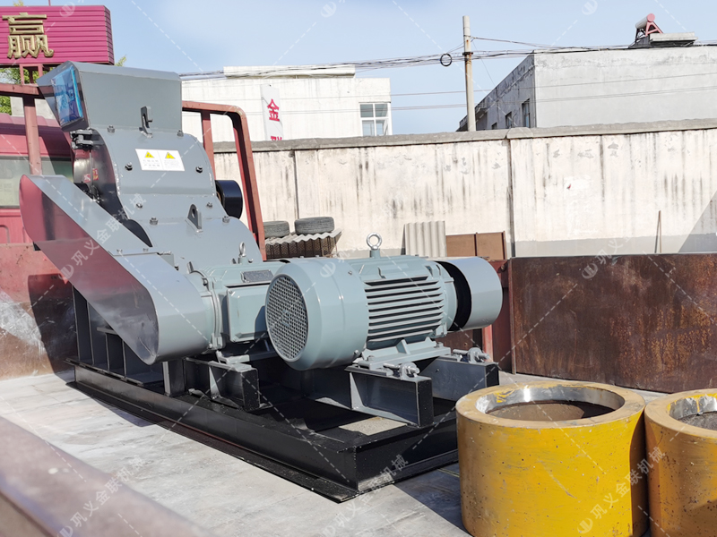 小型46雙級粉碎機發貨圖片(piàn)_發往內蒙古化德_破(pò)碎煤 小型46雙級粉碎機發貨圖片_發往內蒙古化德_破碎煤