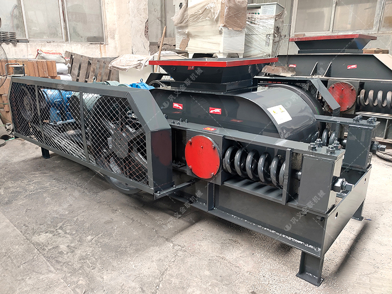 2PG610x400對輥(gǔn)破碎機(jī)發貨圖片(piàn)_發往福建(jiàn)龍岩_鵝卵石製砂 2PG610x400對輥破碎機發貨圖片_發往福建龍岩_鵝卵石製砂